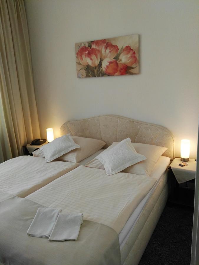 Hotel Carolinenhof Bad Pyrmont Ngoại thất bức ảnh